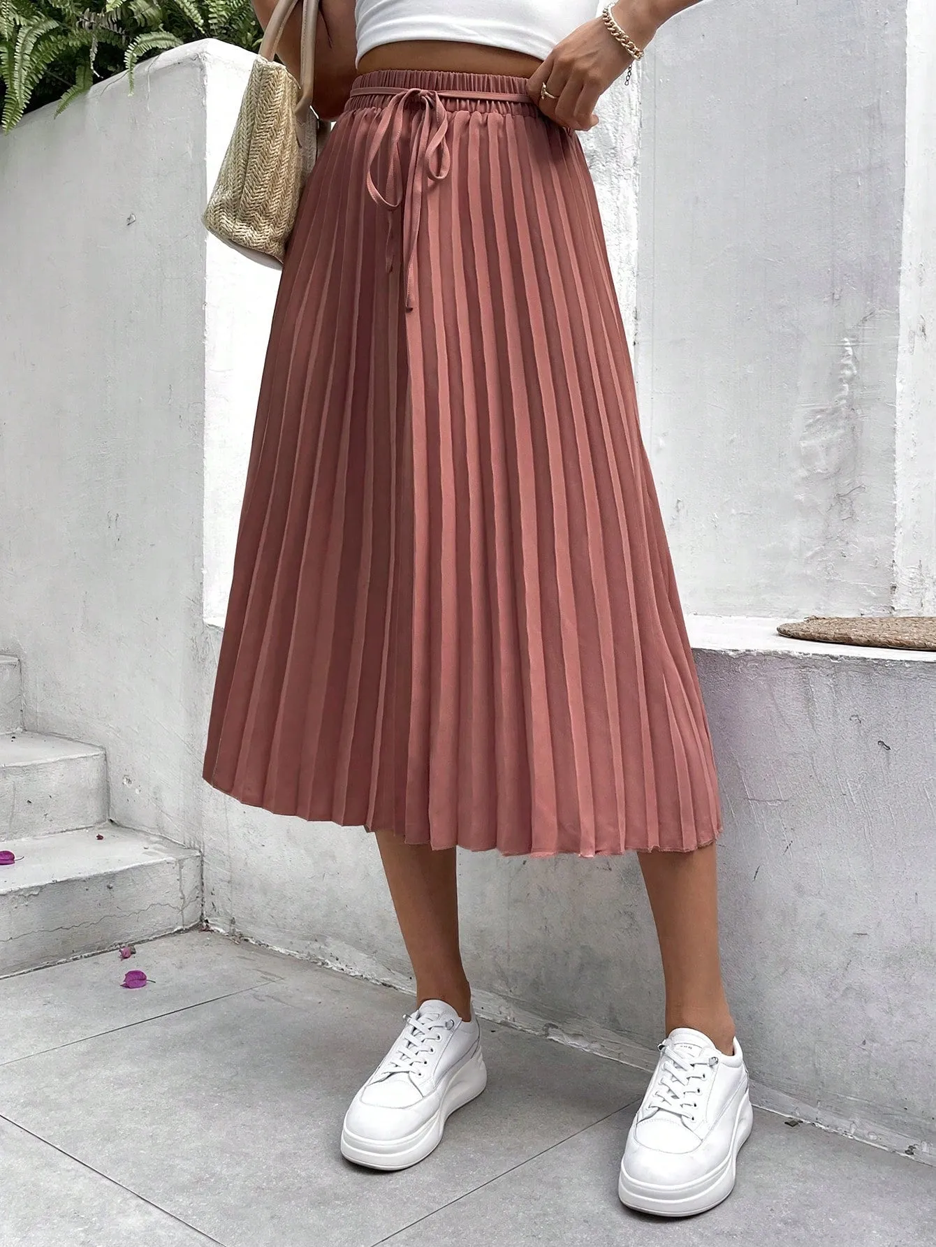 Dusty Pink Solid Pleated High Waist Skirt