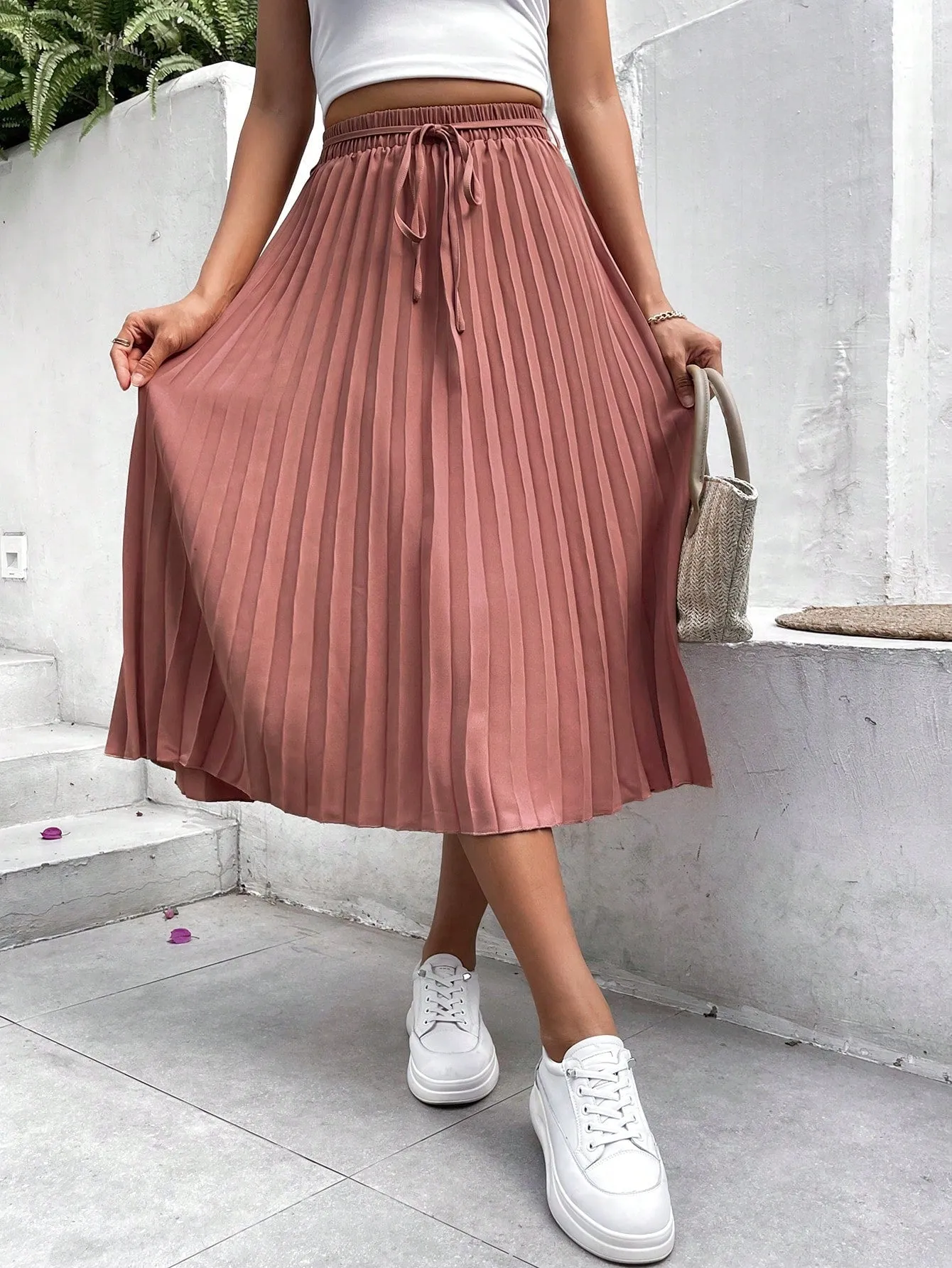 Dusty Pink Solid Pleated High Waist Skirt