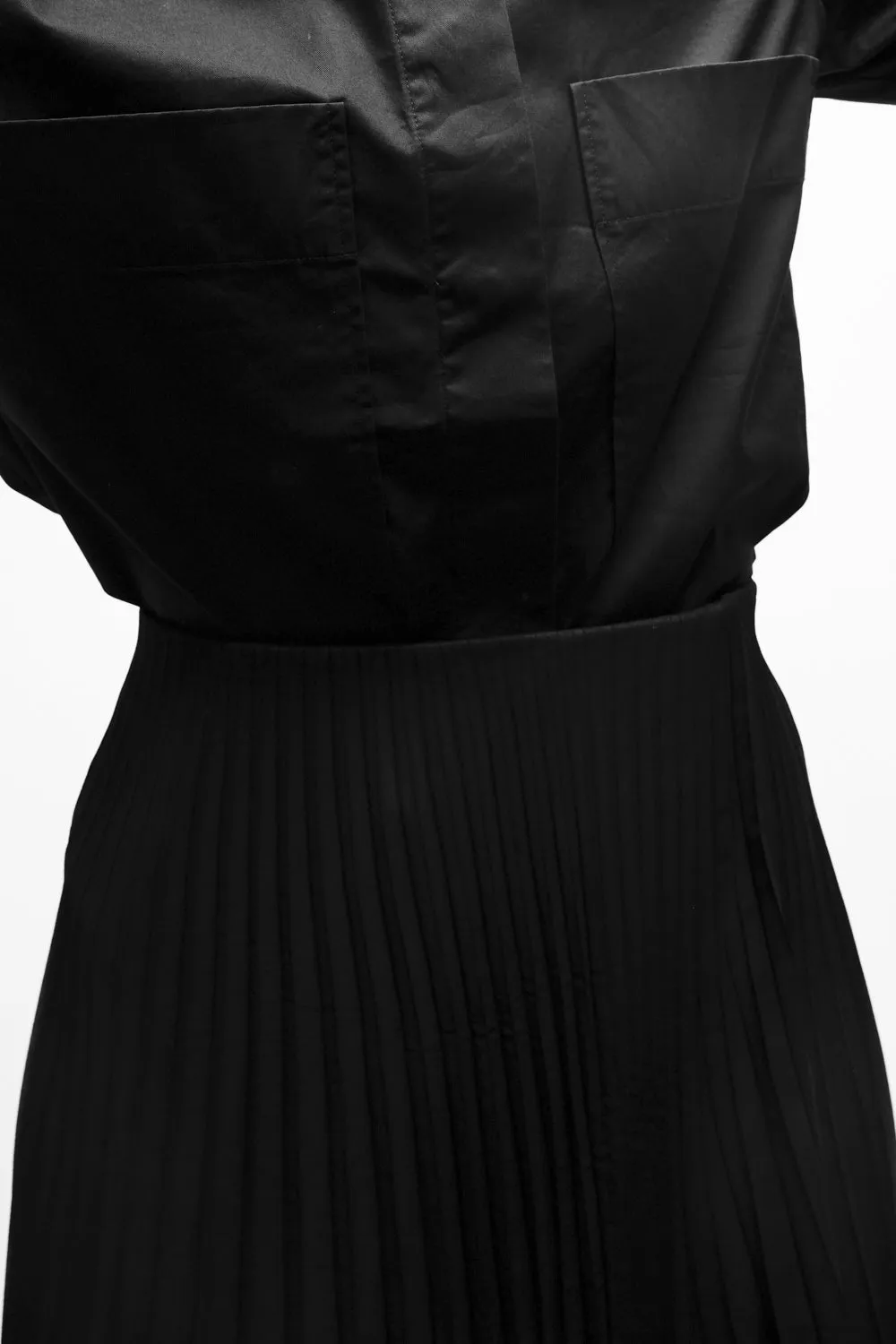 PLEATED LUCID BLACK SET SKIRT