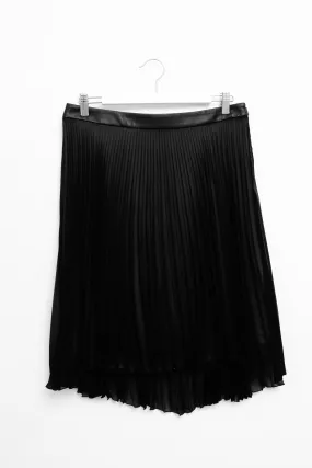PLEATED LUCID BLACK SET SKIRT