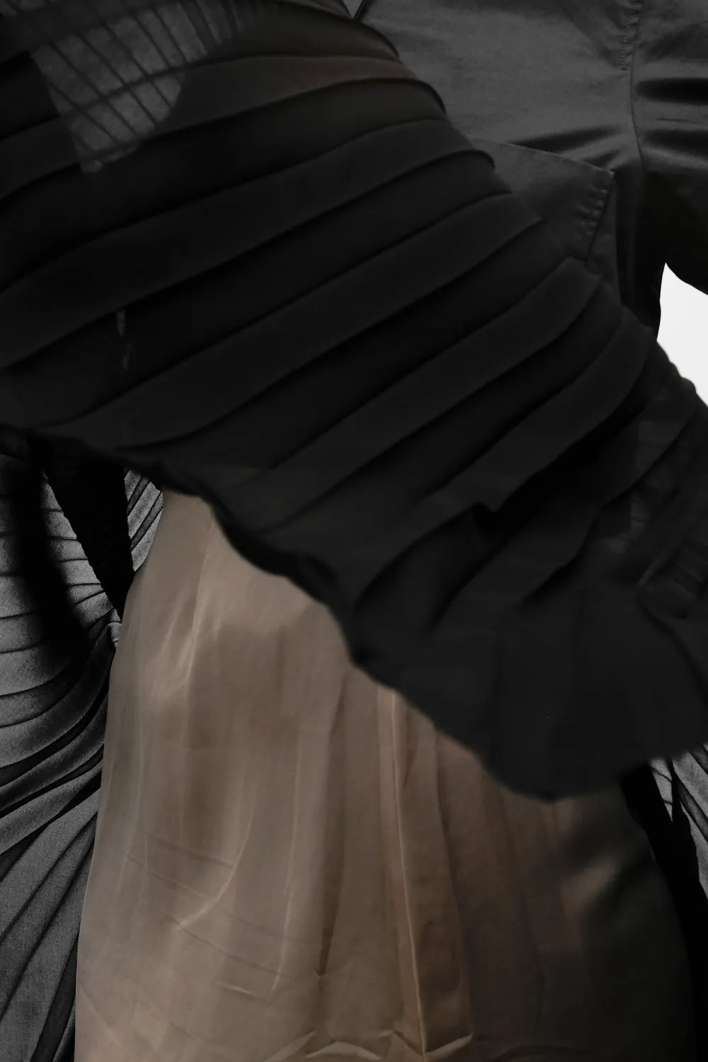 PLEATED LUCID BLACK SET SKIRT